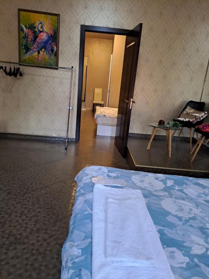 Hotel 6 Old ティビリシ エクステリア 写真