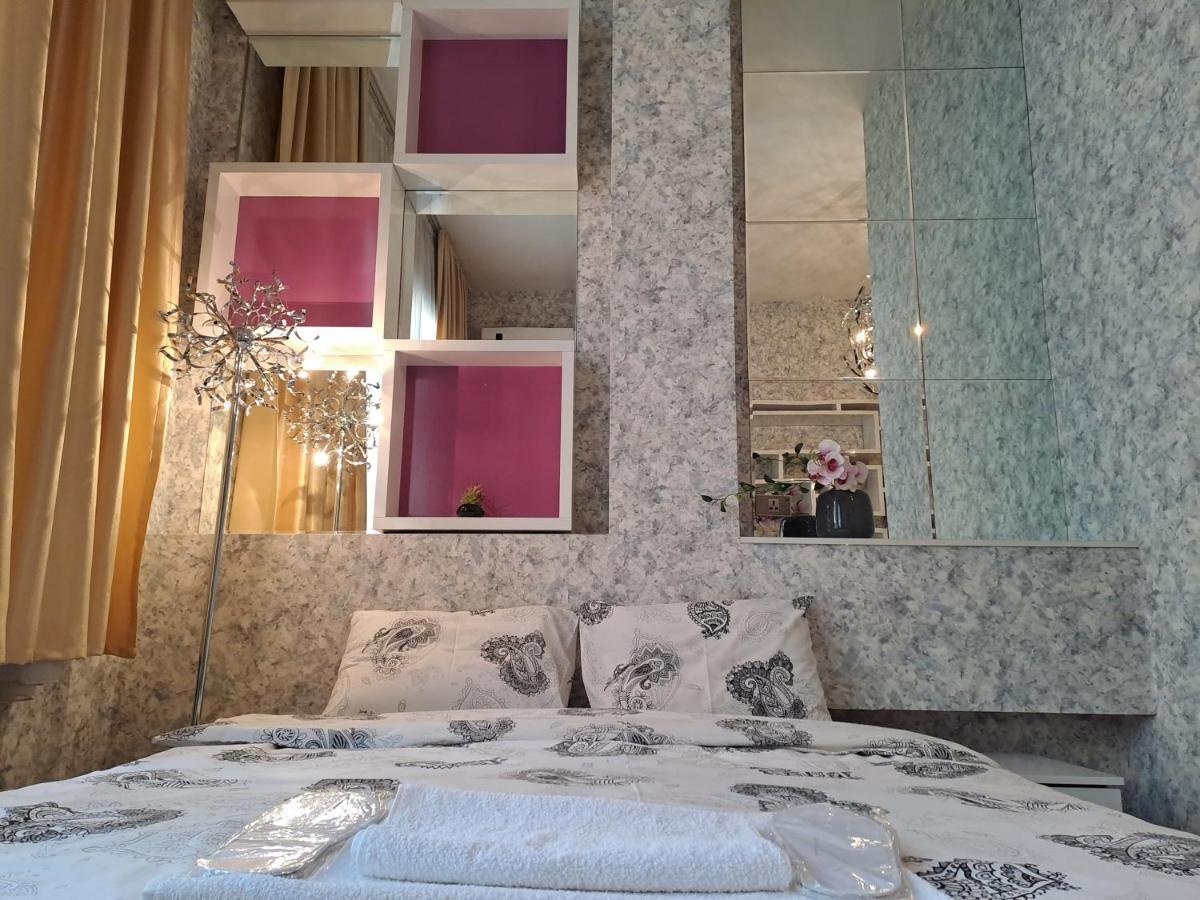 Hotel 6 Old ティビリシ エクステリア 写真